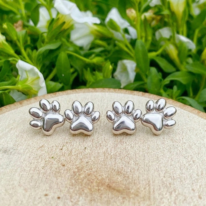 The Four Paws Studs