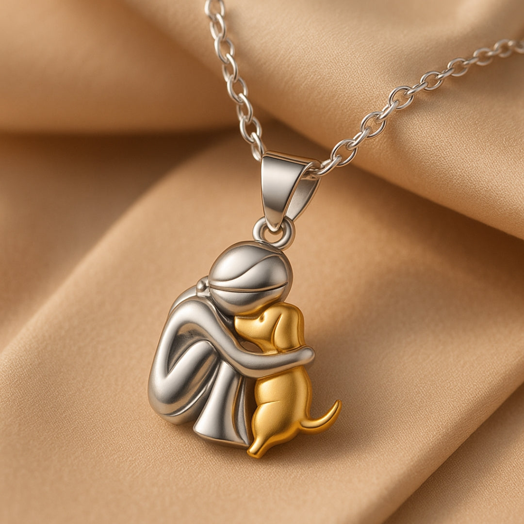 The Curled-Up Hug Necklace
