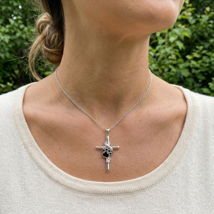 The Crossing Necklace