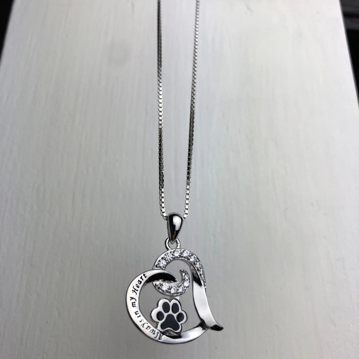 The In My Heart Necklace, Gold