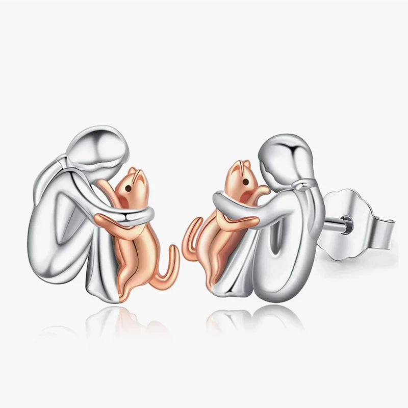 The Pair of Kitten Hugs Earrings